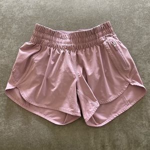 Lululemon 🍋 track that short 4